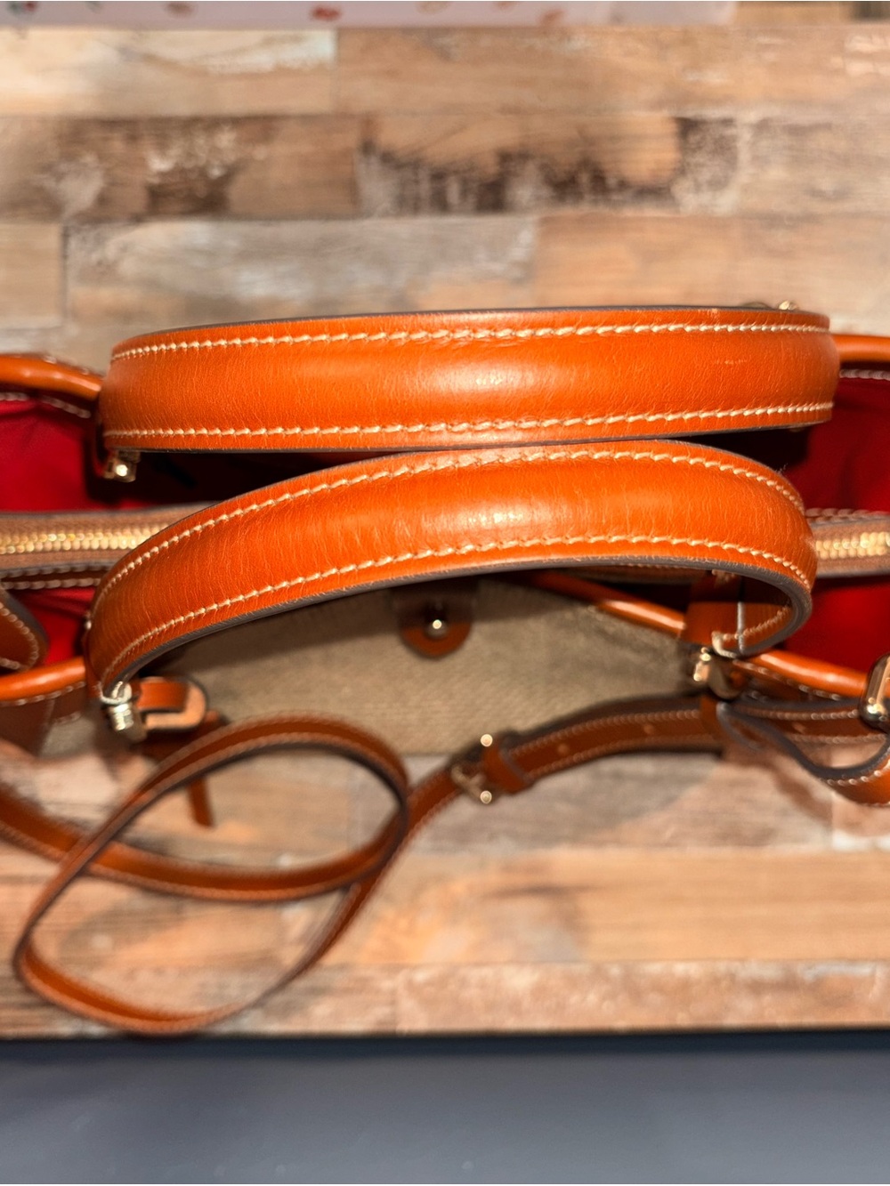 Dooney Bourke RARE! woven Straw and color Saddle Leather small Alto Camilla - Picture 4 of 13